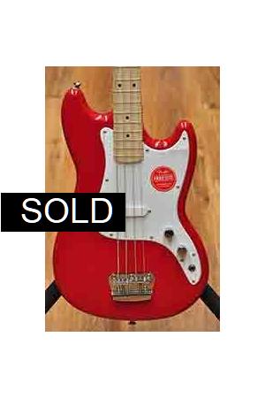 Squier Bronco Bass Red Squier Bronco Bass Red